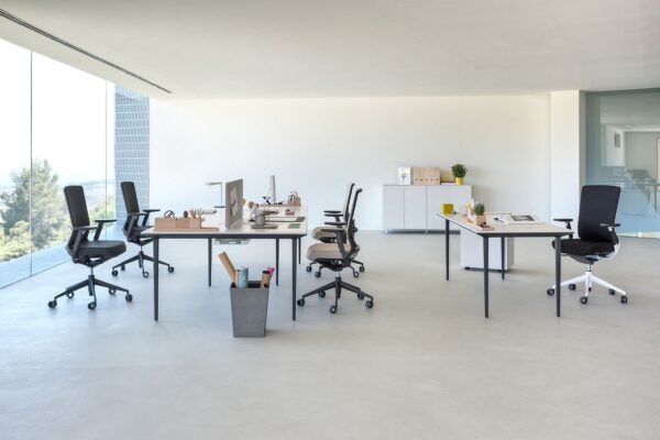 longo executive desk