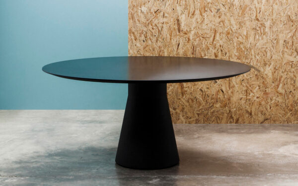 REVERSE meeting table