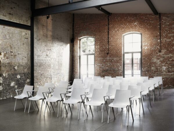 Stackable chair AULA
