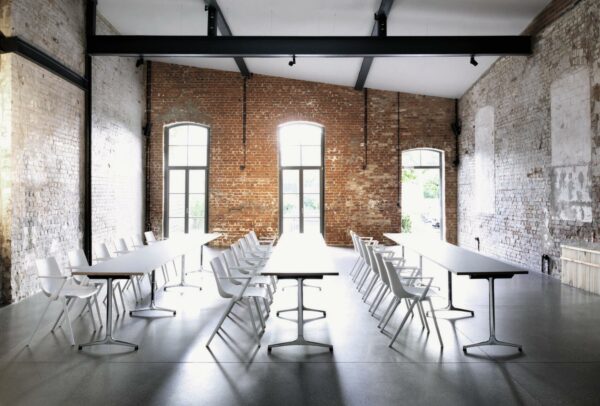 Stackable chair AULA