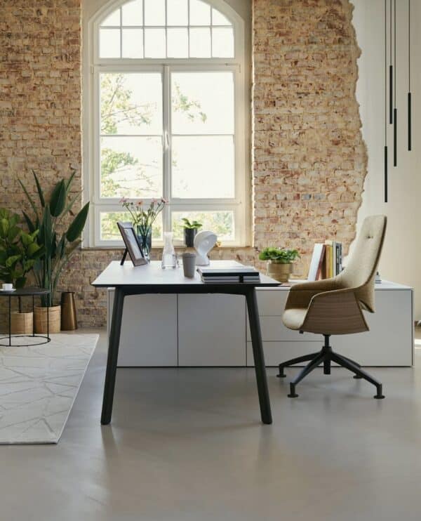 se:mission Executive Office Furniture for sale in Malta