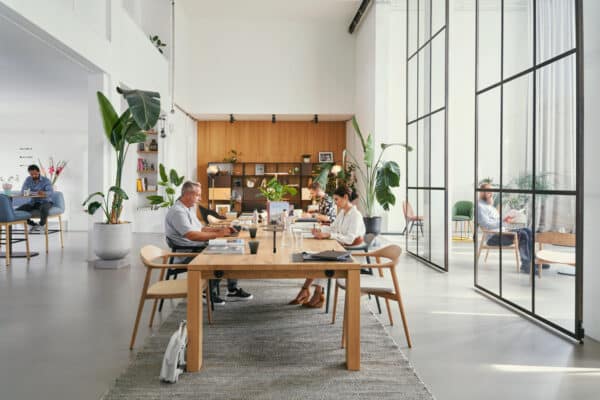 se:cafe team table: Buy the best Office Desks in Malta
