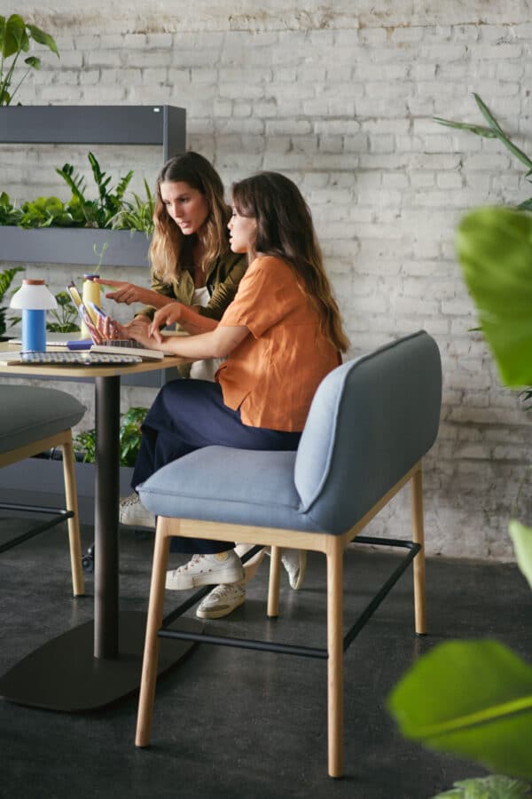 se:cafe High Bench for Sale in Malta - BSL Lifestyles Office Furniture
