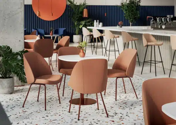 Flexible office seating for meeting and lounge areas in Malta