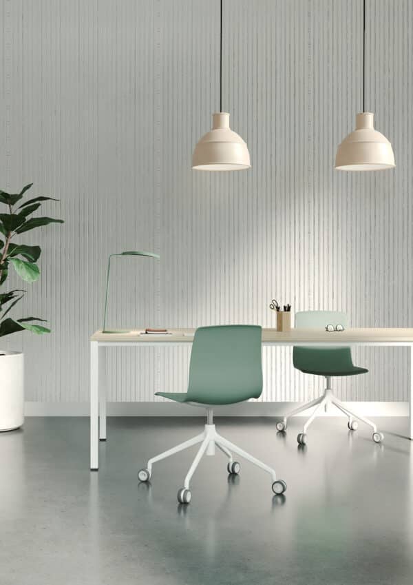 Colectiva table with durable design for modern meeting environments
