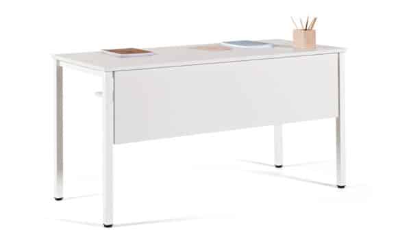 Compact office workstation with modern design in Malta