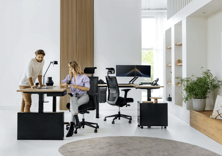 desks-malta-office-furniture-bsl-lifestyles